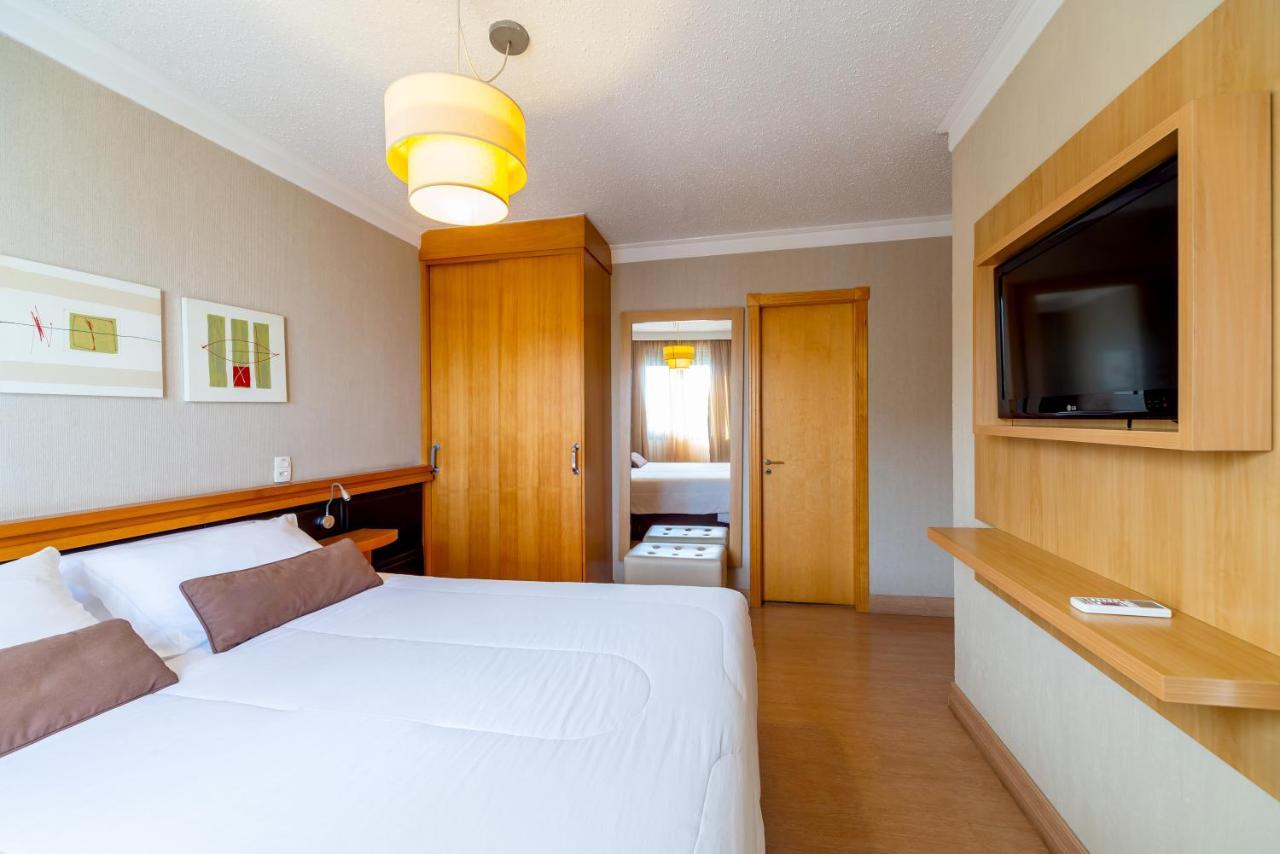 Manhattan Porto Alegre By Mercure Екстериор снимка