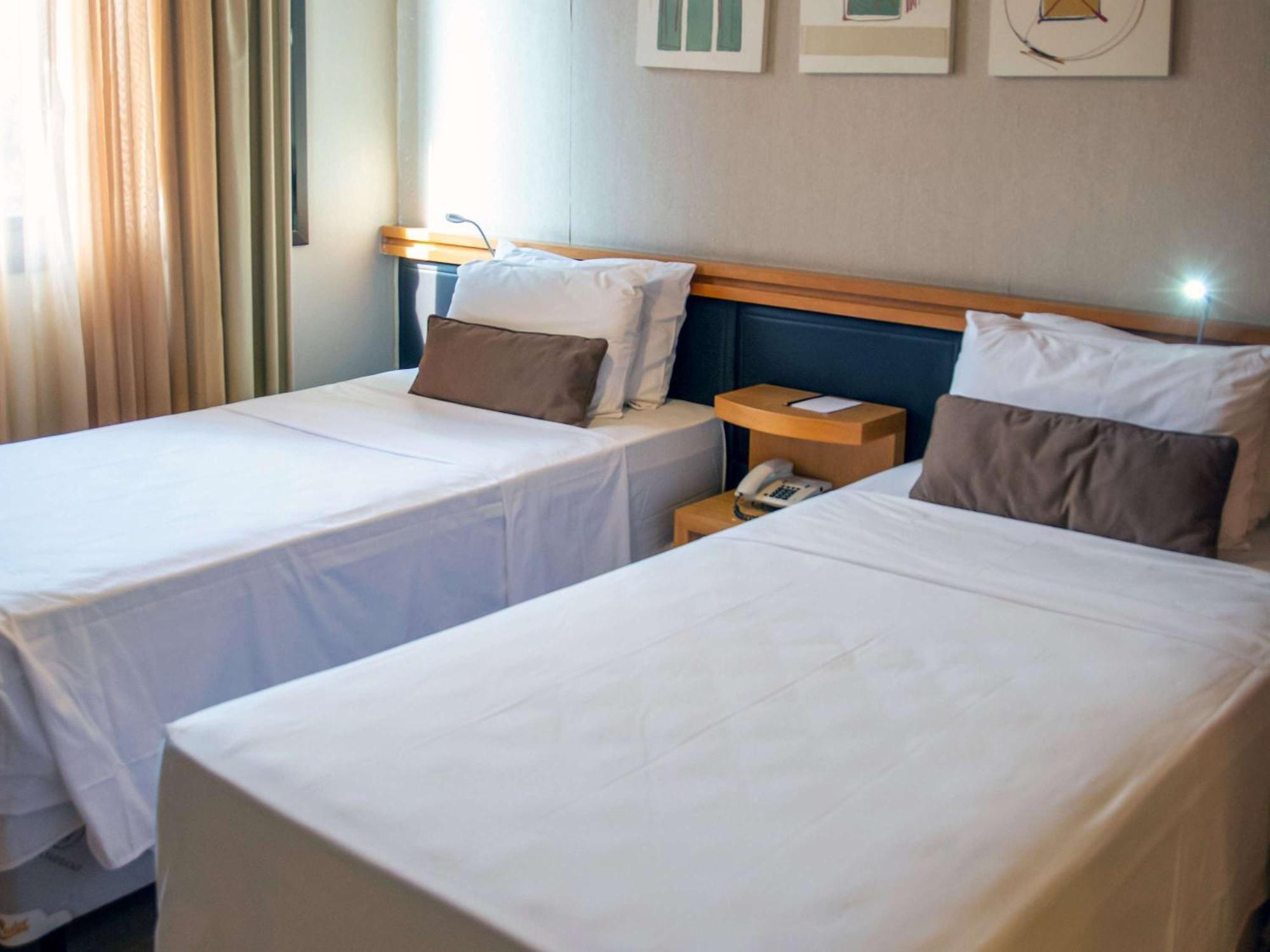 Manhattan Porto Alegre By Mercure Екстериор снимка